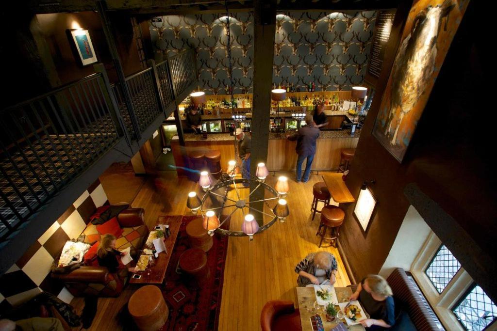 The Broadway Hotel المظهر الخارجي الصورة