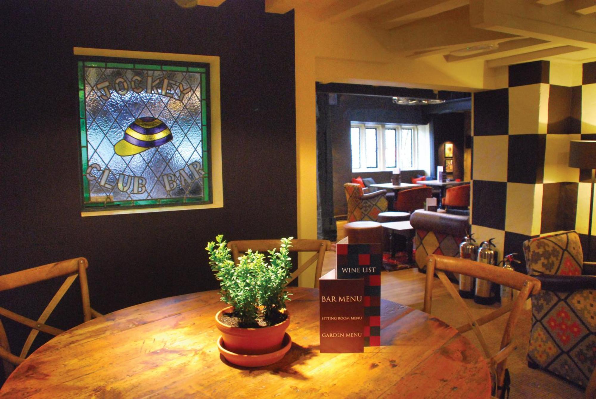 The Broadway Hotel المظهر الخارجي الصورة