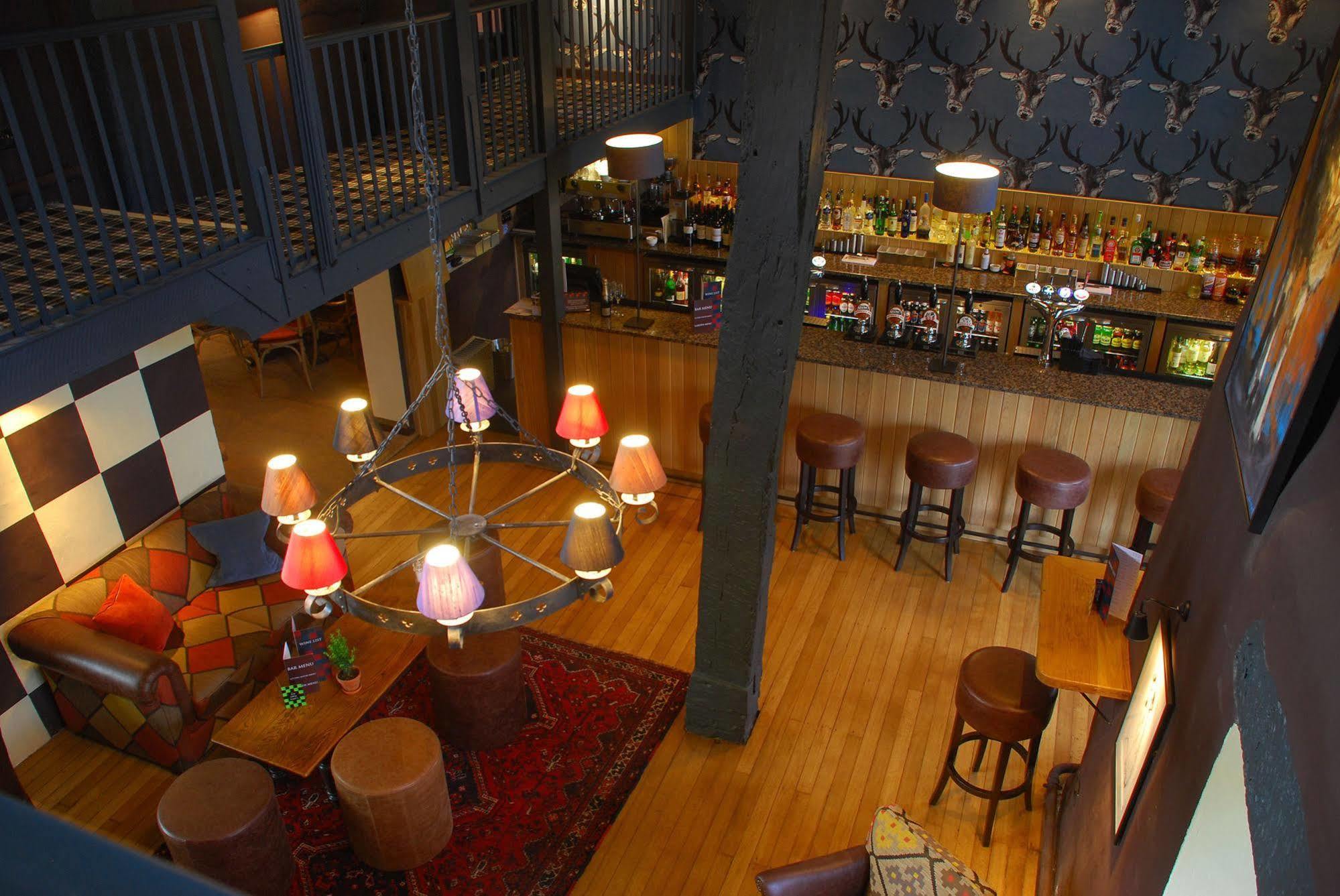 The Broadway Hotel المظهر الخارجي الصورة
